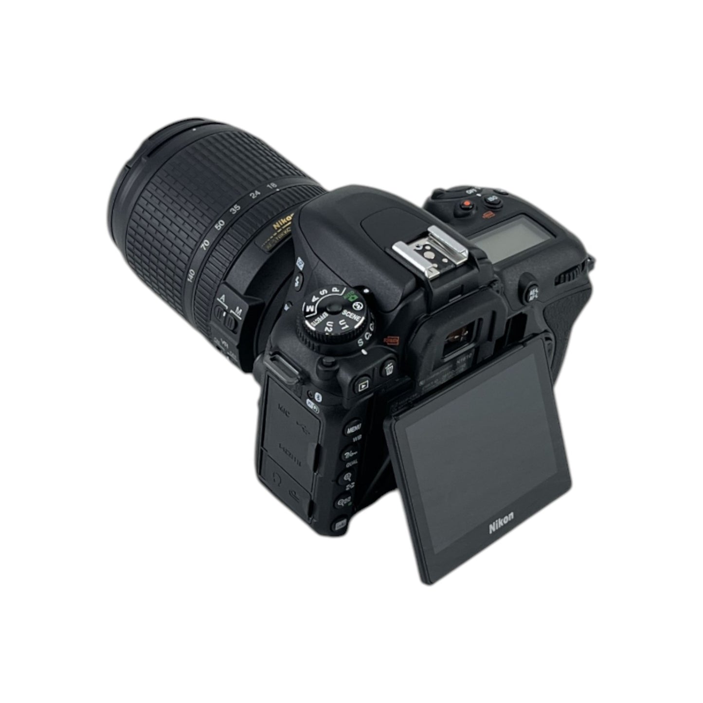 Nikon D7500 Digitale Spiegelreflexkamera Objektiv AF-S DX Nikkor 18-140 mm f/3.5-5.6G 20.9MP | Retourware