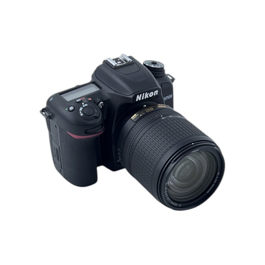 Nikon D7500 Kit 18-140 mm Digital SLR Kamera AF-S DX 20.9MP EXPEED 5-Prozessor | Retourware