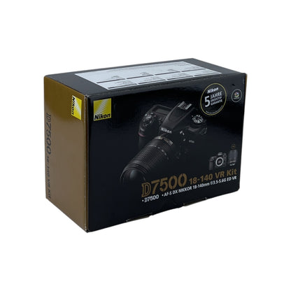 Nikon D7500 Kit 18-140 mm Digital SLR Kamera AF-S DX 20.9MP EXPEED 5-Prozessor | Retourware