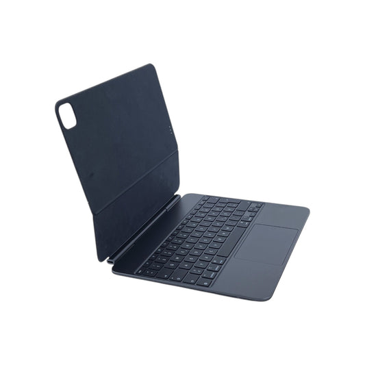 Apple iPad Magic Keyboard Case 13 Zoll iPad Pro (M4) Trackpad Funktionstasten | Retourware