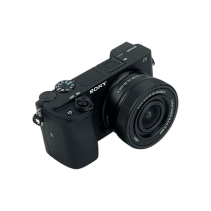 Sony Alpha 6400 Vlogging Systemkamera APS-C 16–50mm Objektiv Autofokus 4K-Video | Retourware