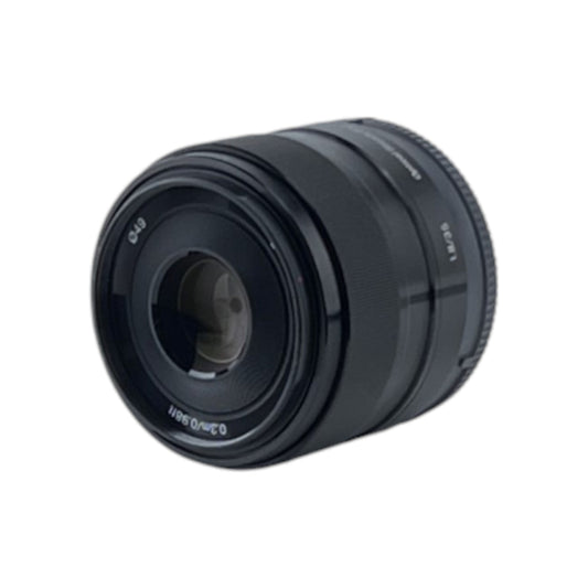 Sony SEL-35F18 Standard Objektiv 35mm f/1.8, APS-C E-Mount Schwarz | Retourware