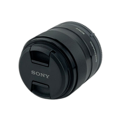 Sony SEL-35F18 Standard Objektiv 35mm f/1.8, APS-C E-Mount Schwarz | Retourware