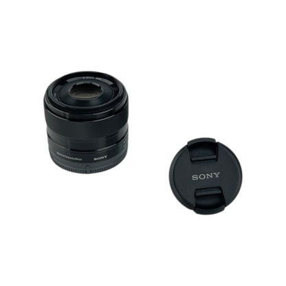 Sony SEL-35F18 Standard Objektiv 35mm f/1.8, APS-C E-Mount Schwarz | Retourware