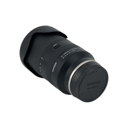Tamron Universal Zoom Objektiv 18-300mm f/3.5-6.3 Di III-A VC VXD APS-C Sony E | Retourware