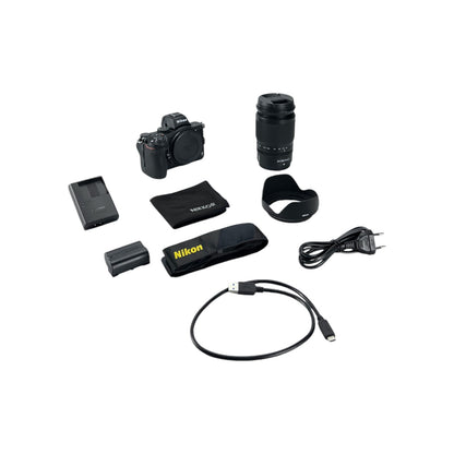 Nikon NIKKOR Z5 Vollformat Systemkamera 24.3MP 24-200mm f/4.0-6.3 WiFi Bluetooth | Retourware