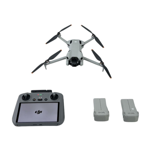 DJI Mini 4 Pro Fly More Combo Drohne RC2 Smart Controller - EXZELLENTER Zustand