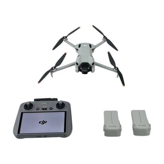 DJI Mini 4 Pro Fly More Combo Drohne RC2 Smart Controller - EXZELLENTER Zustand