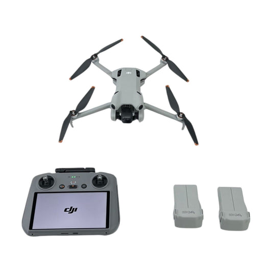 DJI Mini 4 Pro Fly More Combo Drohne RC2 Smart Controller - EXZELLENTER Zustand