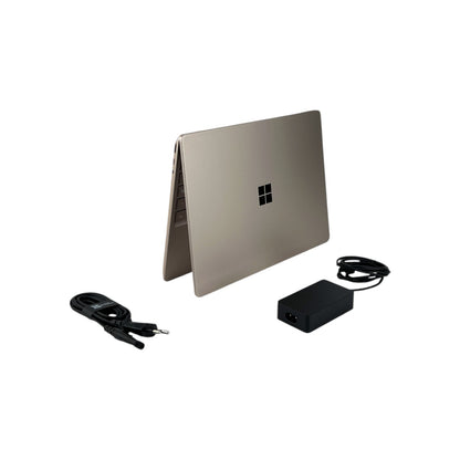 Microsoft Surface Go2 Notebook 12,4 Zoll (31,4cm) i5-1135G7 8GB 256GB QWERTZ de | Retourware